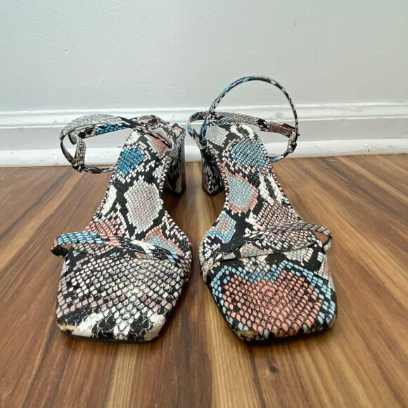 AMARO Brazil Blue Pink Snakeskin Strappy Block Heel Sandals Size 8 - Picture 2 of 9